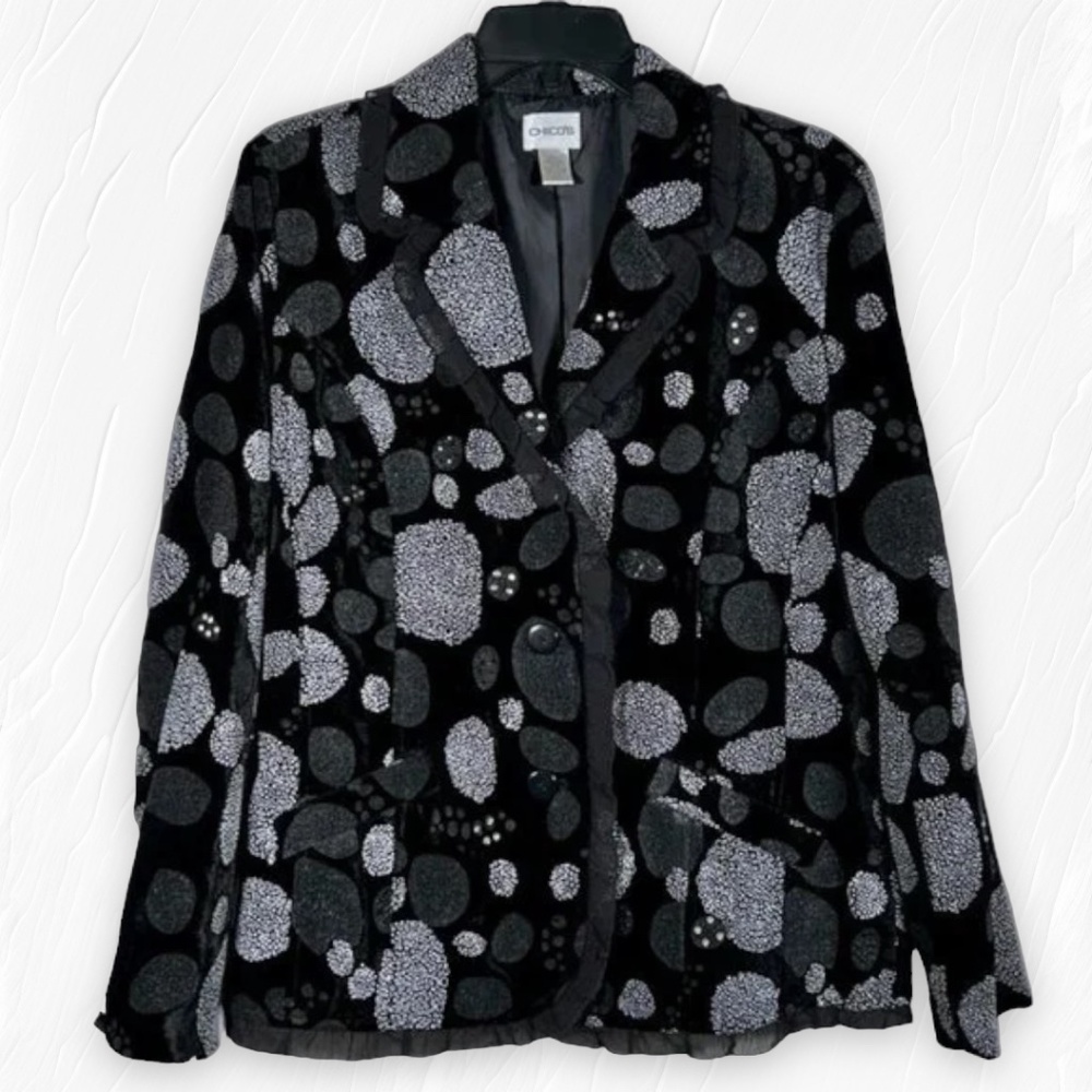 Chicos Black Velvet Jacket Sparkle / Silver / Ruffle Trim Accents Sz 1 (Med / 8)